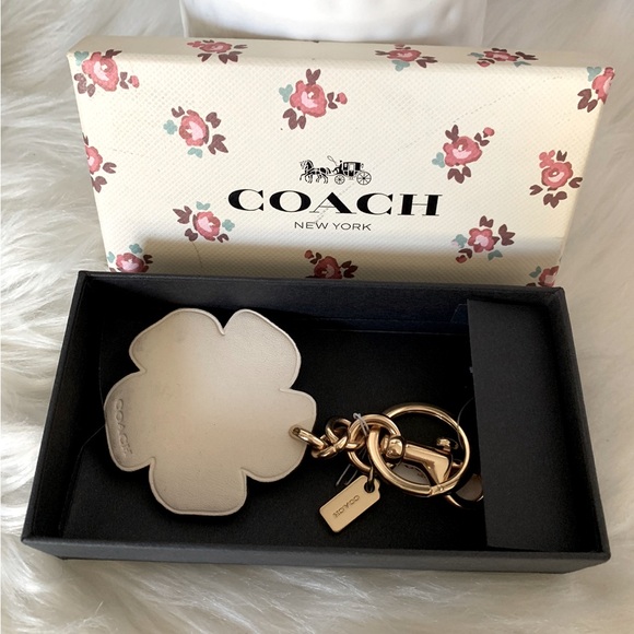 Coach Willow Floral keychain/Bag Charm - Picture 3 of 6